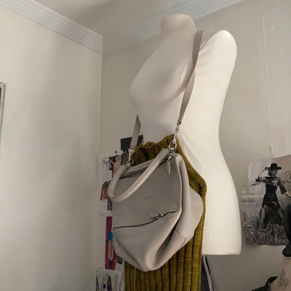 Givenchy Pandora Bag - Picture 4 of 5